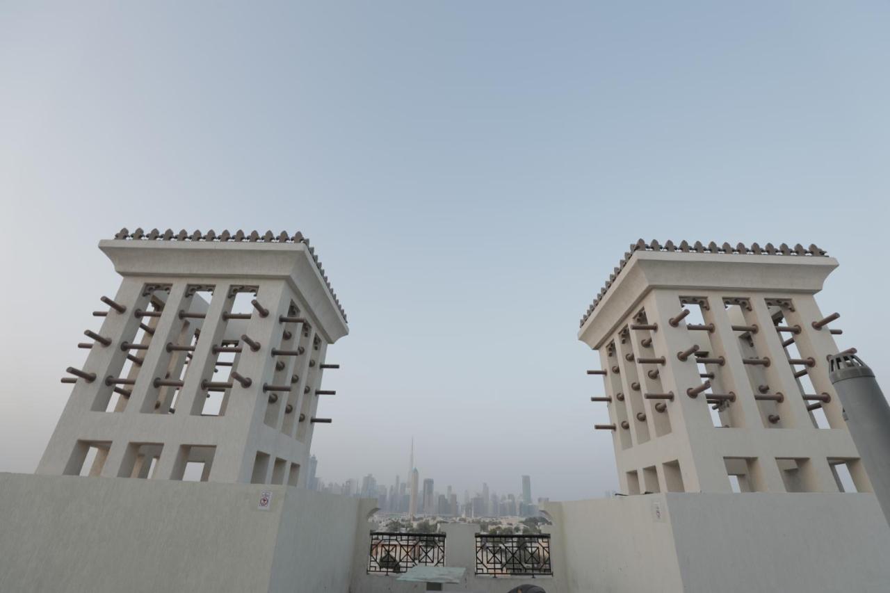 Cozy Rooms And Small Partitions For Men Guests In Dubai Eksteriør billede